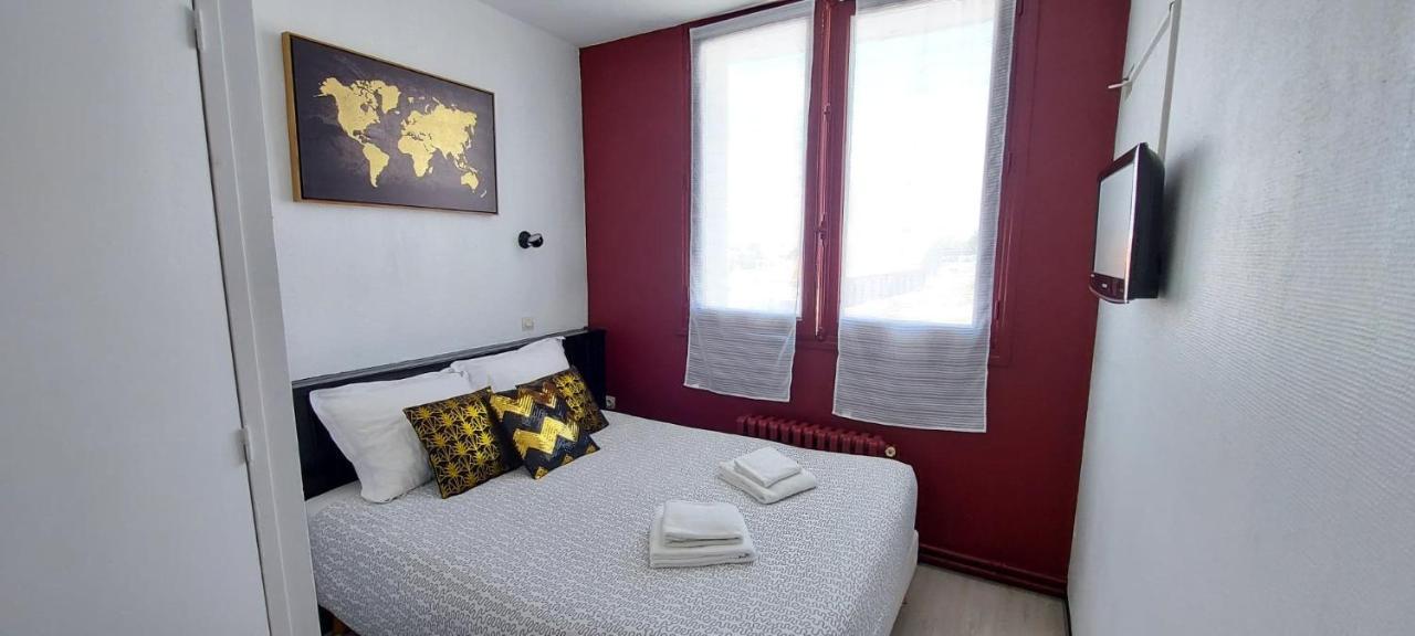Hotel La Croisette & Restaurant Bistrot Gantier En Centre Ville رويا المظهر الخارجي الصورة
