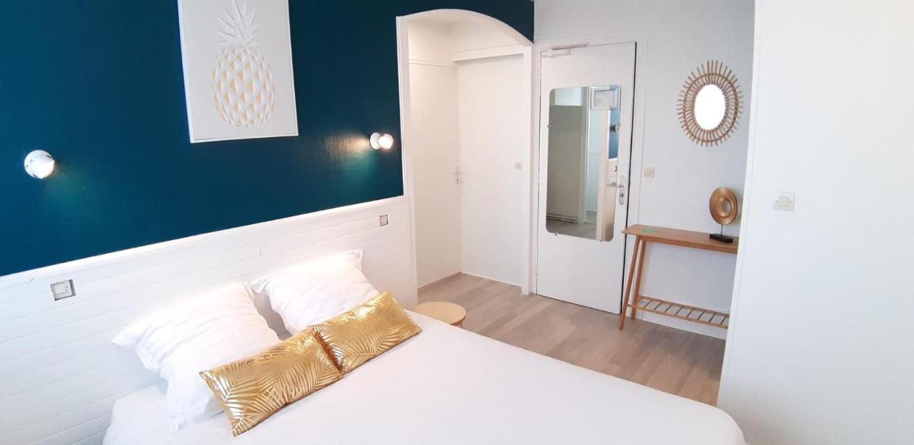 Hotel La Croisette & Restaurant Bistrot Gantier En Centre Ville رويا المظهر الخارجي الصورة